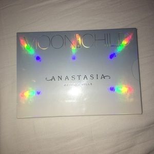 Anastasia Beverley Hills Moonchild palette